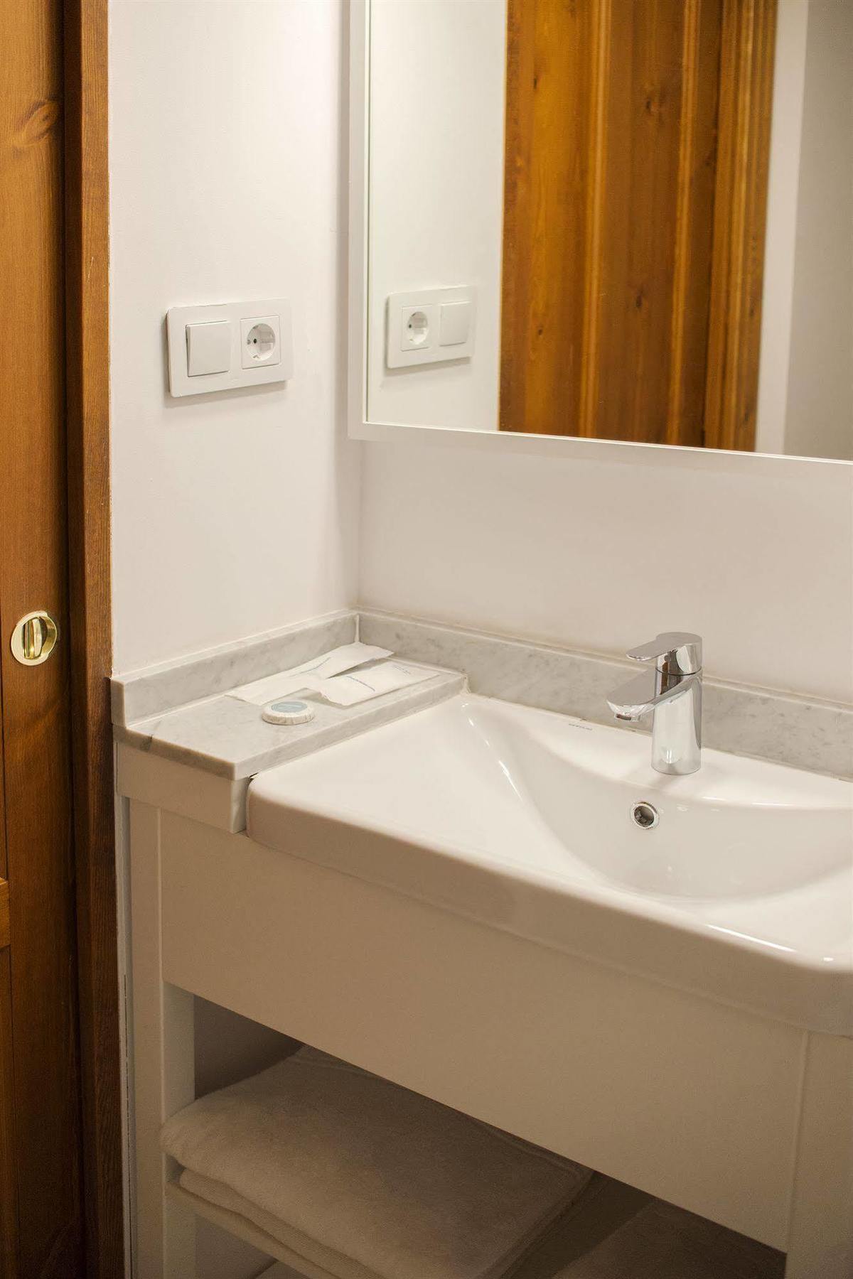Ad Hoc Carmen Hotel Valência